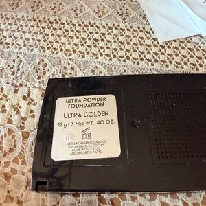 Merle Norman Black Makeup Compact